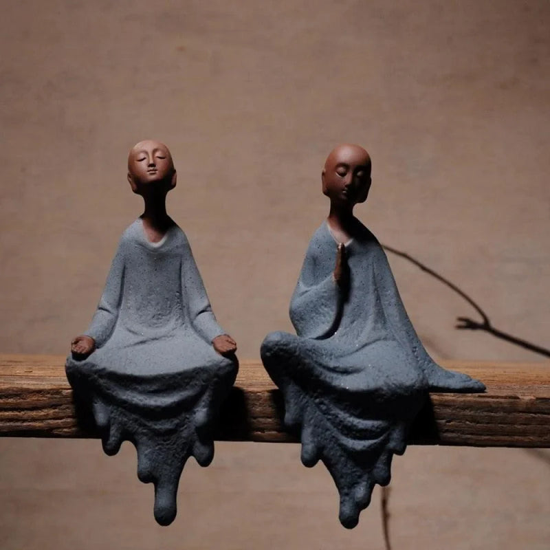 Escultura Monge Zen - Tazzi